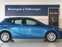 Usado Seat Ibiza FR 116 CV (85 kW) 2024 Azul Utilitario