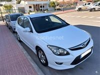 Usado Hyundai i30 Classic 90 CV (66 kW) 2010 Blanco Berlina