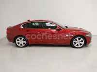 Usado Jaguar XE Pure 180 CV (132 kW) 2017 Granate Berlina