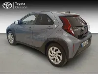 Begagnad Toyota Aygo X 72 HK (52 kW) 2025 Grå SUV