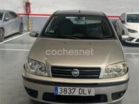 Usado Fiat Punto Dynamic 60 CV (44 kW) 2005 Gris / plata Utilitario