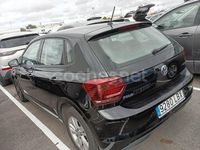 Usado VW Polo Advance 95 CV (69 kW) 2020 Negro Berlina