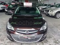 Usado Opel Astra Elegance 136 CV (100 kW) 2015 Marrón Berlina