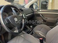 Usado VW Golf IV 105 CV (77 kW) 2006 Gris / plata Berlina