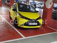 Usado Toyota Aygo X-cite 69 CV (50 kW) 2017 Amarillo Utilitario
