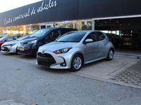 Usado Mazda 2 Center-Line 116 HP (85 kW) 2023 Cinzento Sedan