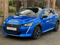 Usado Peugeot 208 GT 100 CV (73 kW) 2023 Azul Utilitario
