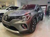 Usado Renault Captur Techno 90 CV (66 kW) 2024 Gris / plata SUV
