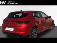 Usado Renault Mégane IV Zen 160 CV (117 kW) 2022 Rojo Berlina