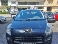 Usado Peugeot 3008 Active 115 CV (84 kW) 2013 Negro Familiar