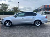 Usado VW Passat Edition 105 CV (77 kW) 2013 Gris / plata Berlina