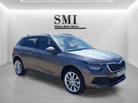 Usado Skoda Kamiq Sport 110 CV (80 kW) 2023 Gris SUV