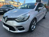 Usado Renault Clio IV Zen 90 CV (66 kW) 2016 Gris / plata Berlina