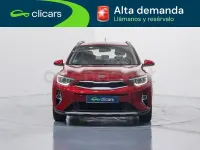 Usado Kia Stonic 84 CV (61 kW) 2020 Rojo SUV