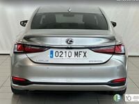 Usado Lexus ES300H 218 CV (160 kW) 2023 Gris Berlina