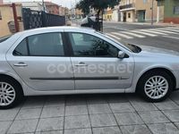 Usado Renault Laguna III Dynamique 130 CV (95 kW) 2007 Gris / plata Berlina