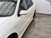 Usado Seat Leon Sport 110 CV (80 kW) 2001 Blanco Utilitario