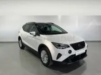 Usado Seat Arona Style 115 CV (84 kW) 2025 Blanco SUV