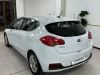 Usado Kia Ceed GT 128 CV (94 kW) 2015 Blanco Berlina