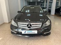 Usado Mercedes C200 Avantgarde 136 CV (100 kW) 2014 Negro Berlina