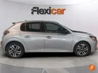 Usado Peugeot 208 Allure 100 CV (73 kW) 2023 Gris Utilitario