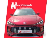 Usado MG ZS Comfort 197 CV (144 kW) 2026 Rojo SUV