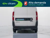 Usado Fiat Doblò 95 CV (69 kW) 2022 Blanco Monovolumen