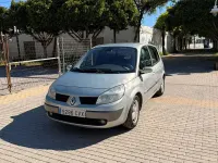 Usado Renault Scénic II Privilege 136 CV (100 kW) 2004 Beige Monovolumen