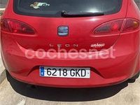 Usado Seat Leon Ecomotive 105 CV (77 kW) 2008 Rojo Utilitario