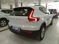 Usado Volvo XC40 Momentum 129 CV (94 kW) 2021 Blanco SUV