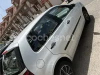 Usado VW Polo Highline 80 CV (58 kW) 2008 Gris / plata Utilitario