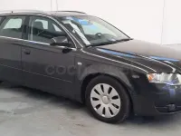 Usado Audi A4 Premium 140 CV (102 kW) 2006 Gris / plata Familiar
