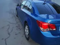 Usado Chevrolet Cruze LT 163 CV (119 kW) 2011 Azul Utilitario