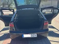 Usado Seat Leon Sport 105 CV (77 kW) 2006 Utilitario