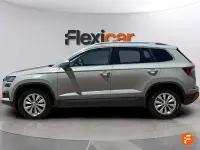 Usado Skoda Karoq 150 CV (110 kW) 2024 Gris SUV
