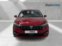 Usado Dacia Sandero Comfort 91 CV (66 kW) 2022 Rojo Berlina