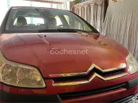 Usado Citroën C4 110 CV (80 kW) 2005 Rojo Berlina