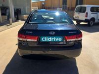 Usado Hyundai Sonata Classic 140 CV (102 kW) 2007 Azul Berlina