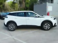 Usado Peugeot 2008 Active 101 CV (74 kW) 2021 Blanco SUV