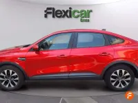 Usado Renault Arkana Intens 140 CV (102 kW) 2022 Rojo SUV
