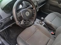 Usado VW Polo Trendline 75 CV (55 kW) 2003 Negro Berlina