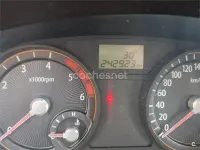 Usado Kia Rio EX 110 CV (80 kW) 2007 Rojo Berlina