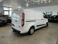 Usado Ford Transit Custom Trend 131 CV (96 kW) 2022 Blanco Berlina