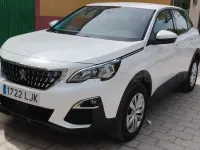 Usado Peugeot 3008 Active 130 CV (95 kW) 2020 Blanco SUV