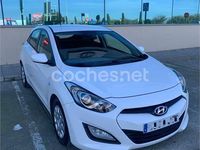 Usado Hyundai i30 90 CV (66 kW) 2015 Blanco Berlina