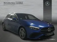 Usado Mercedes A180 AMG line 116 CV (85 kW) 2024 Azul espectra Berlina