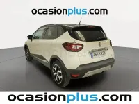 Usado Renault Captur Zen 120 CV (88 kW) 2017 Beige SUV
