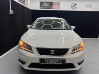 Usado Seat Leon Style 105 CV (77 kW) 2015 Blanco Berlina
