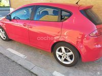 Usado Seat Leon Reference 90 CV (66 kW) 2009 Rojo Utilitario