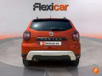 Usado Dacia Duster Comfort 101 CV (74 kW) 2021 Naranja SUV